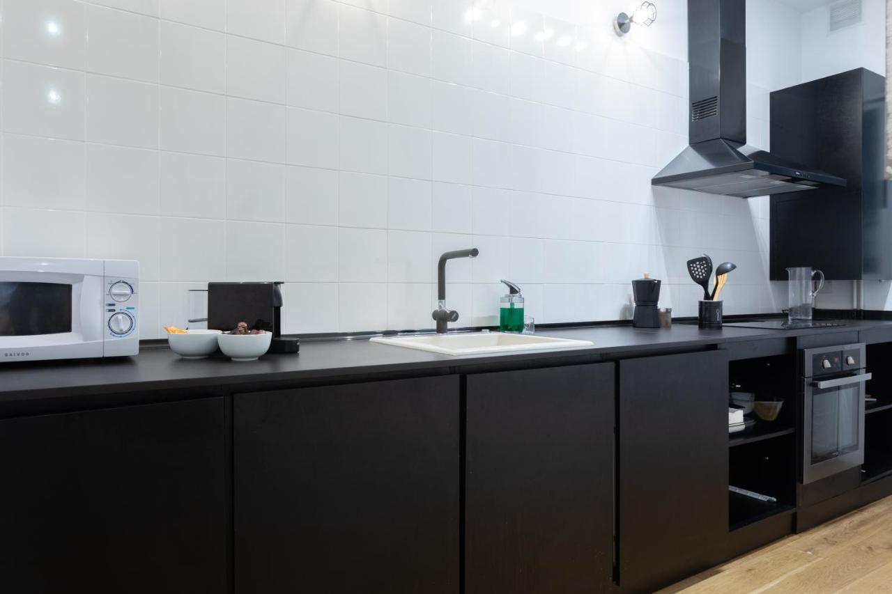 Piso Exclusivo Frente Al Casco Viejo Con Parking Gratis Lejlighed Bilbao Eksteriør billede